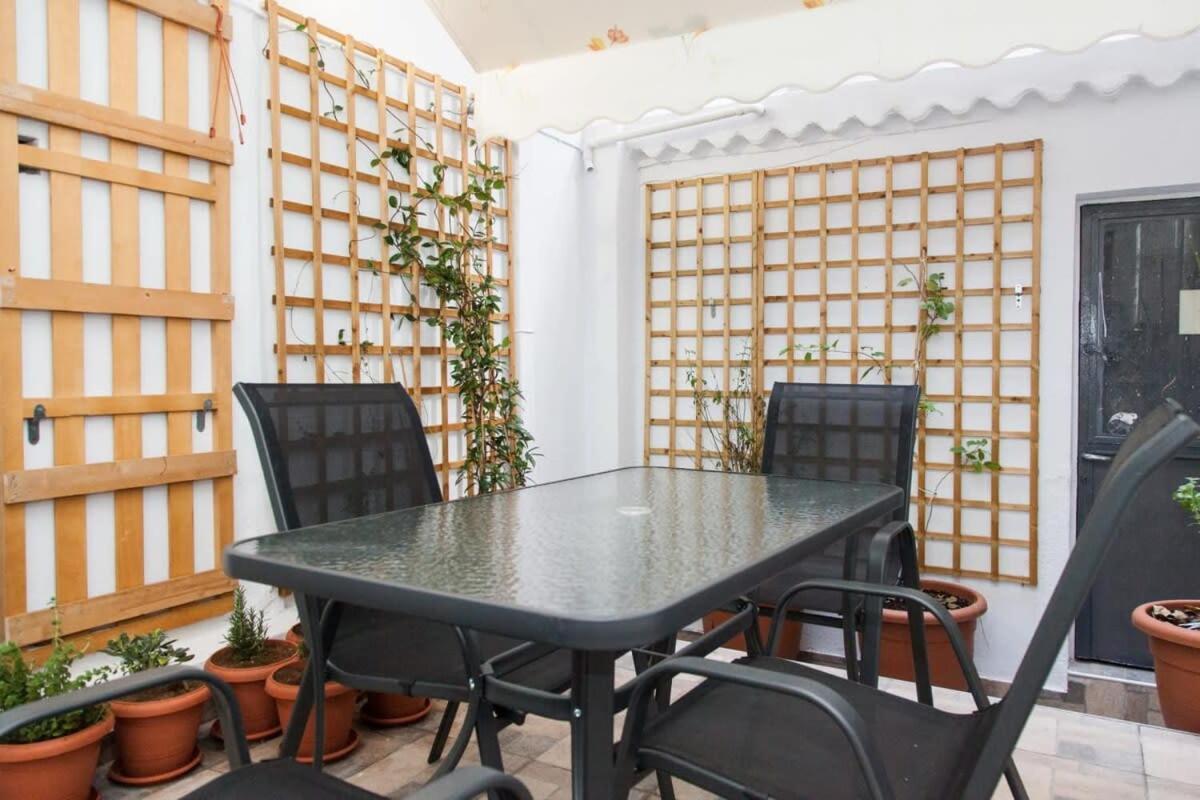 Beautiful New Apartment In Petralona Athens Exterior photo