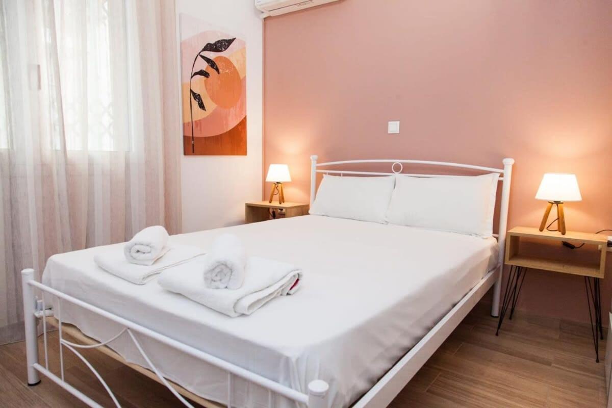 Beautiful New Apartment In Petralona Athens Exterior photo