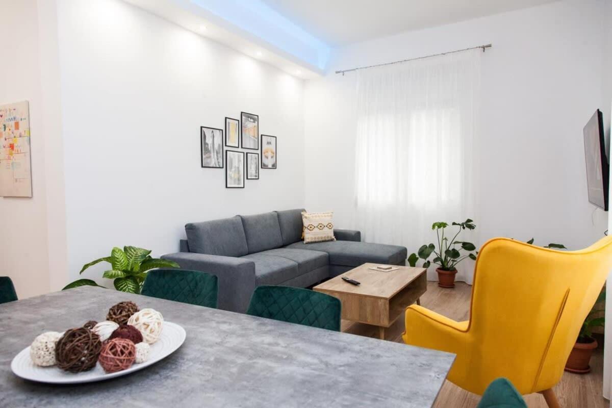 Beautiful New Apartment In Petralona Athens Exterior photo