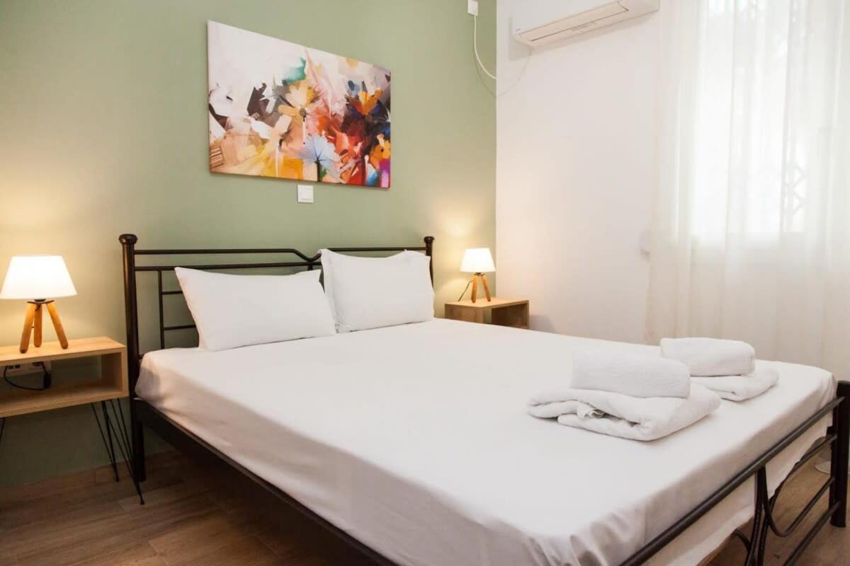 Beautiful New Apartment In Petralona Athens Exterior photo